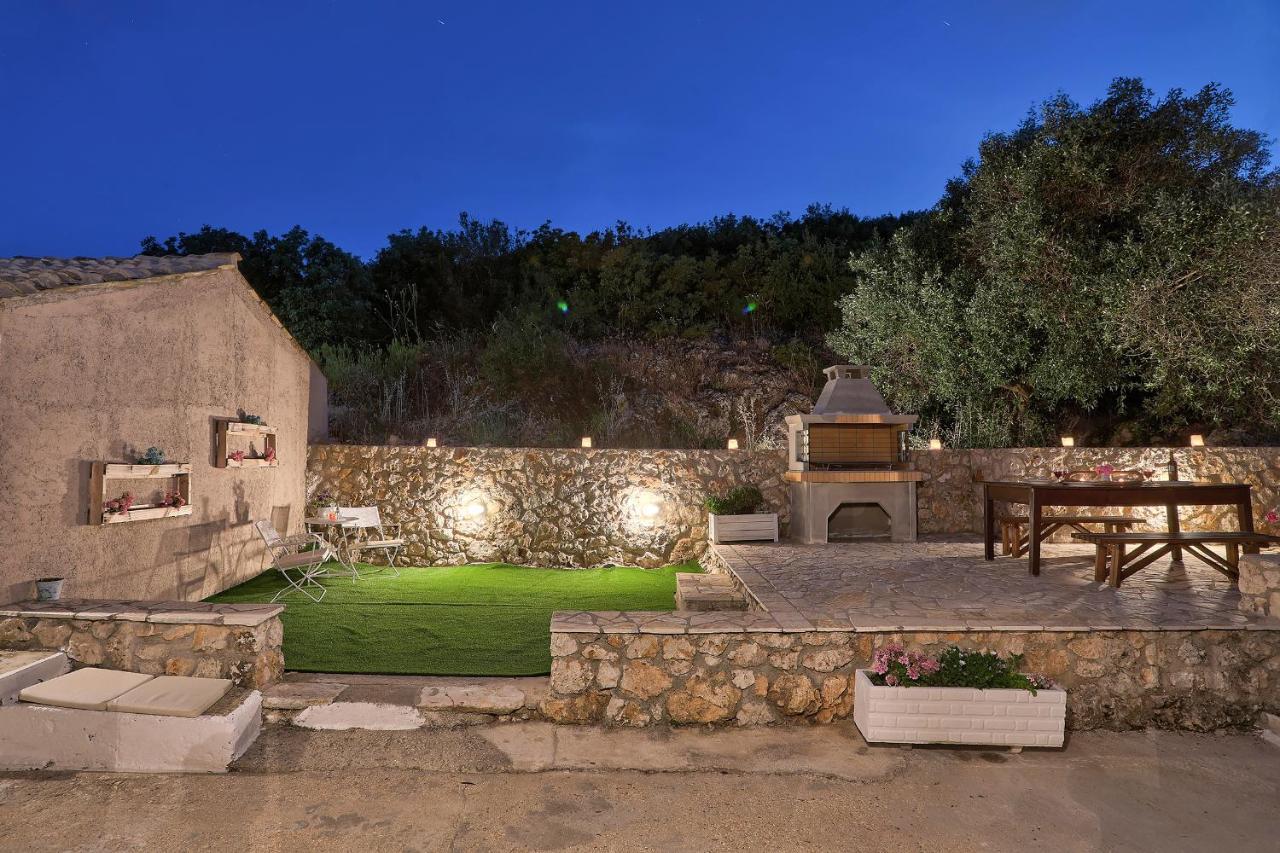 Koukoutsa House With Swimming Pool Corfu Sokraki Villa Sokrákion Dış mekan fotoğraf